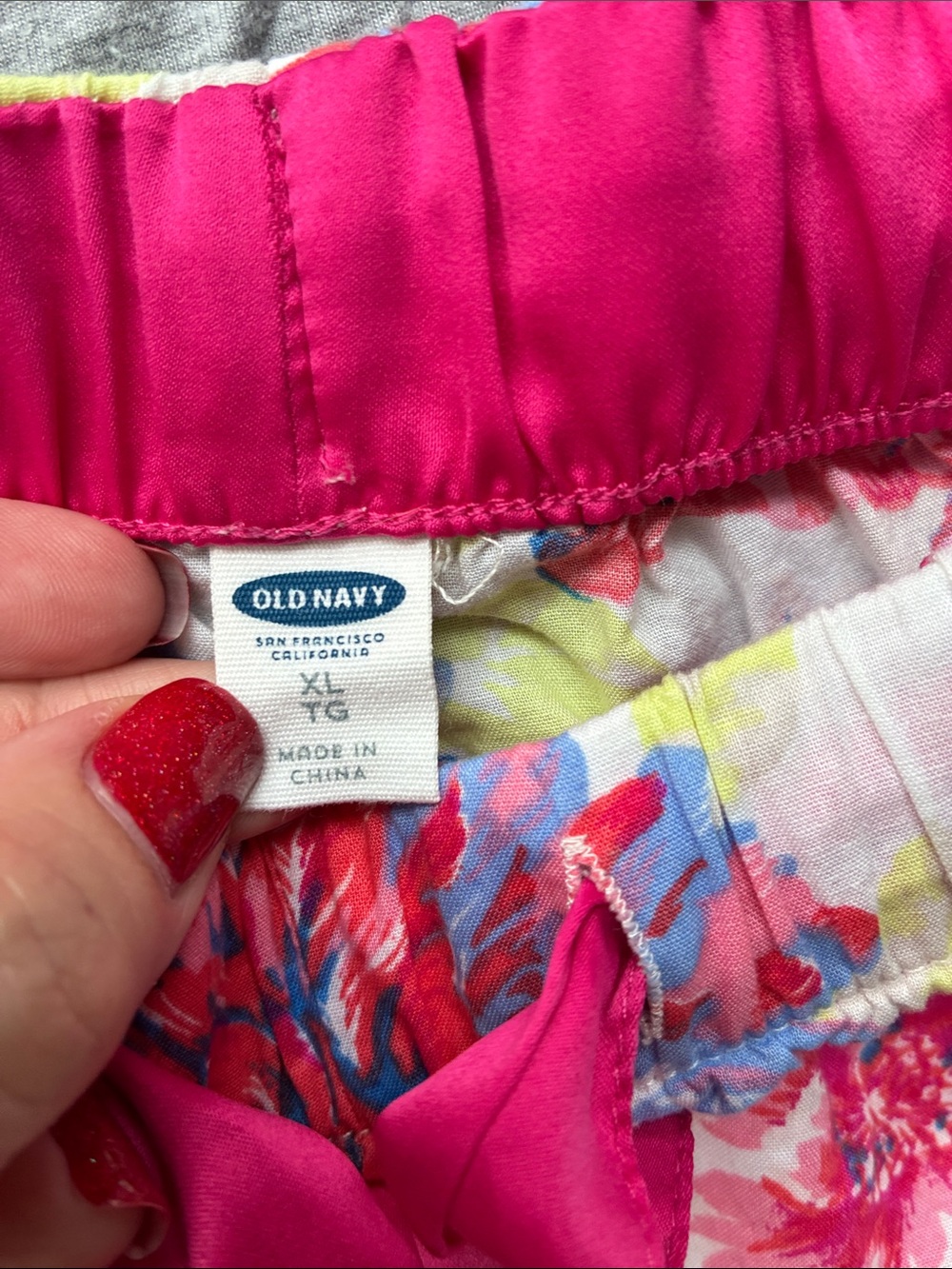Old Navy Floral & Gray Lounge Shorts Set - White, Pink, Blue, Gray - Picture 2 of 5
